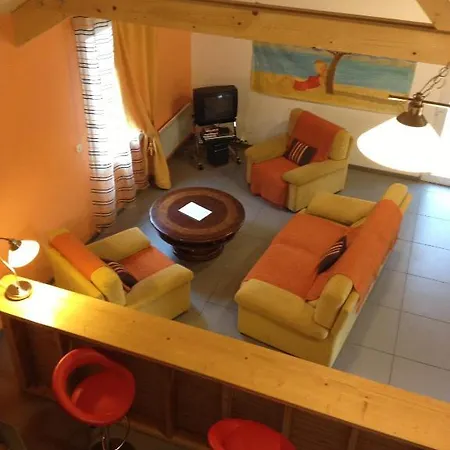 L'ancien Presbytere La Rucheliere Bed and breakfast Contigné