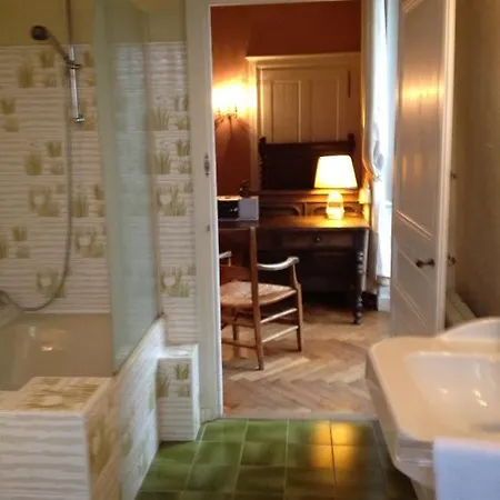 L'ancien Presbytere La Rucheliere Bed and breakfast