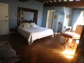 L'ancien Presbytere La Rucheliere Bed and breakfast Contigné