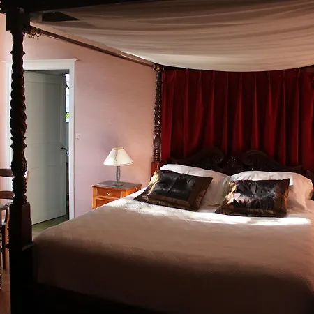 Bed and breakfast L'ancien Presbytere La Rucheliere *